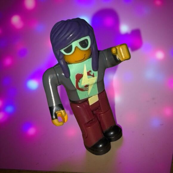 Jazwares Celebrity Series 1 Roblox Wade the Spiritual Rockstar 3" Figure A8 - Picture 6 of 6